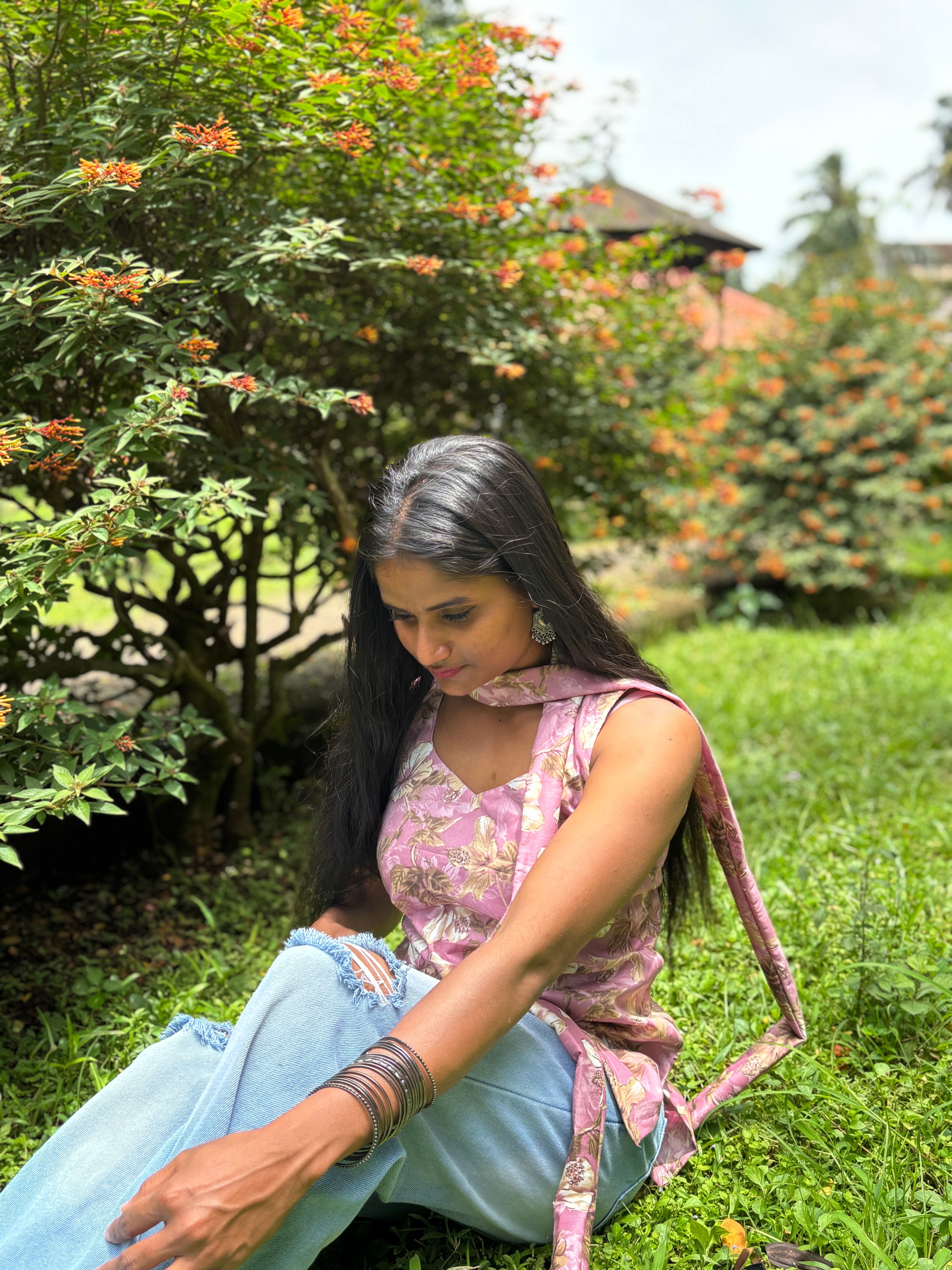 Sakhi (सखी)–short kurti with scarf
