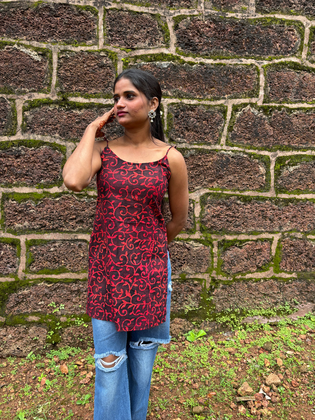Chameli (चमेली)- U neck strap kurti