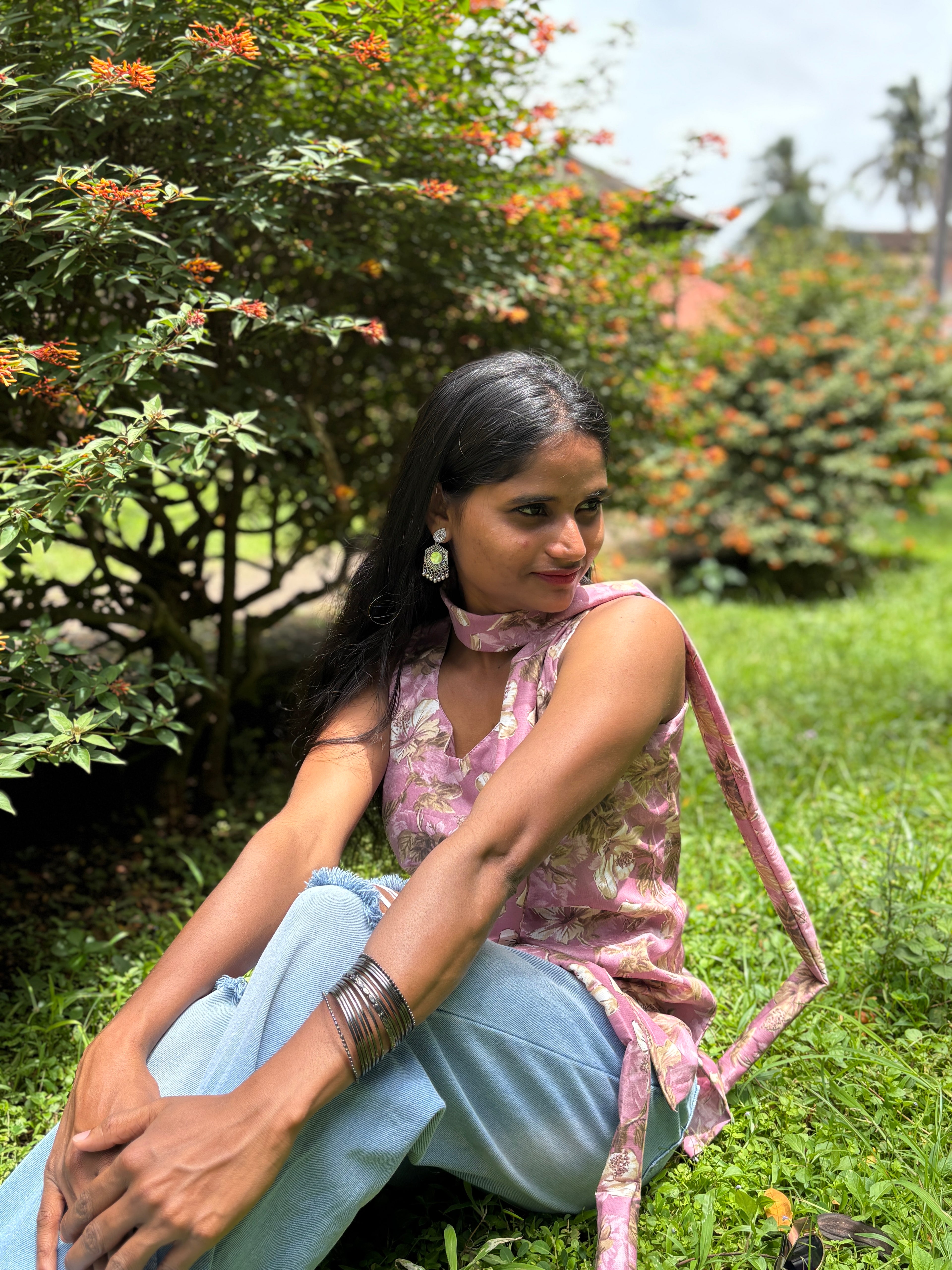 Sakhi (सखी)–short kurti with scarf
