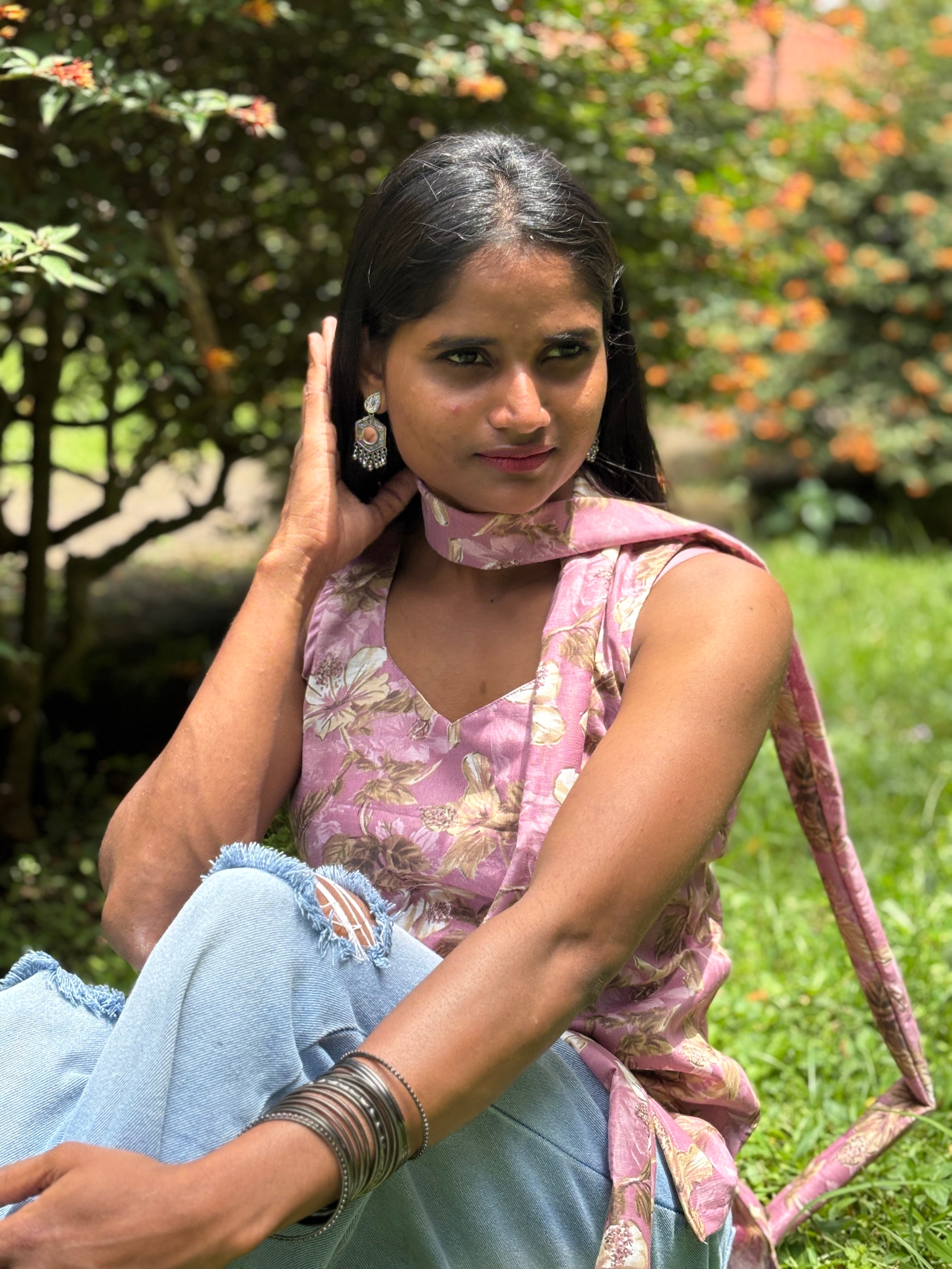 Sakhi (सखी)–short kurti with scarf