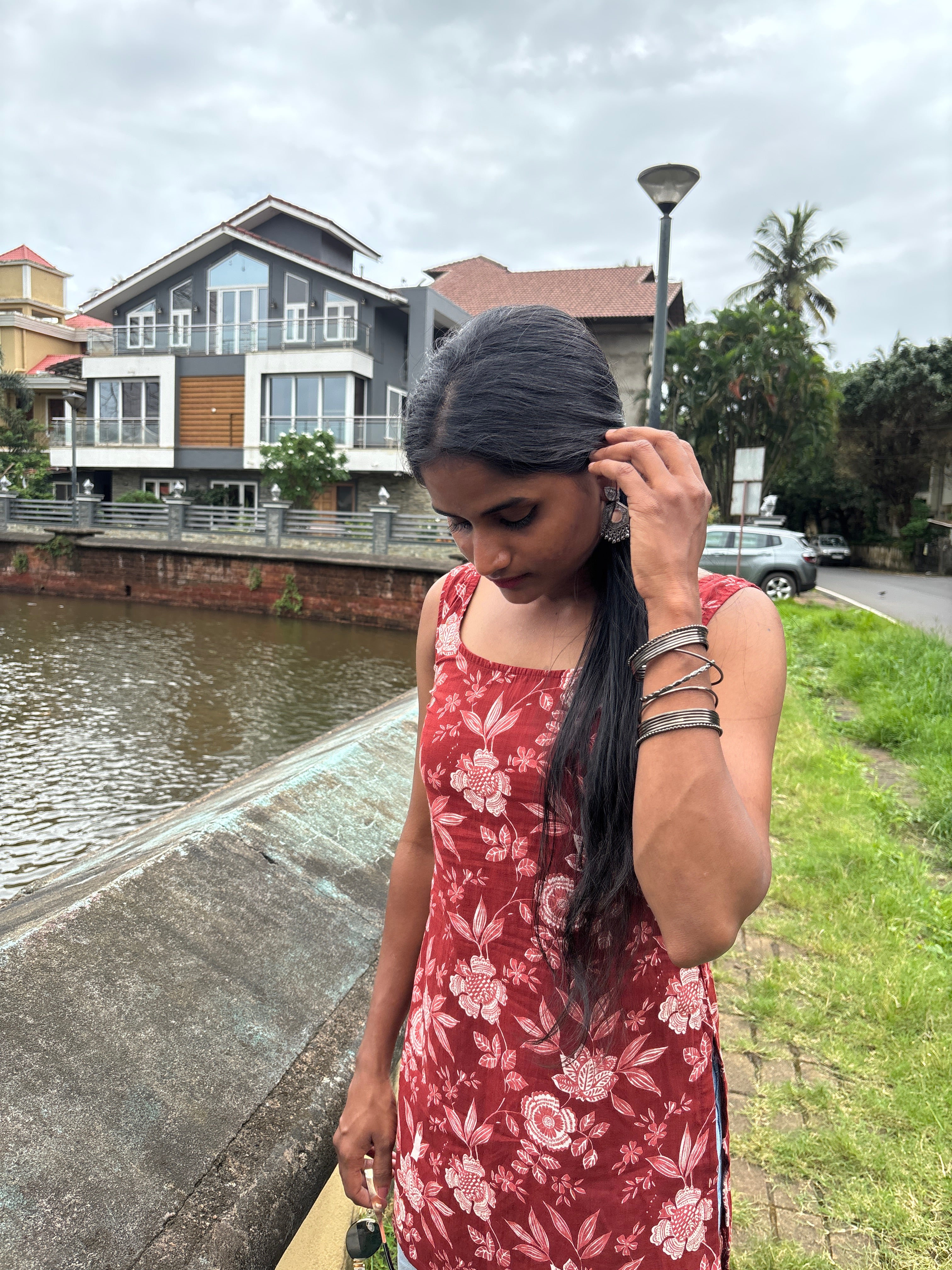 Gulbadan (गुलबदन)-U neck kurti